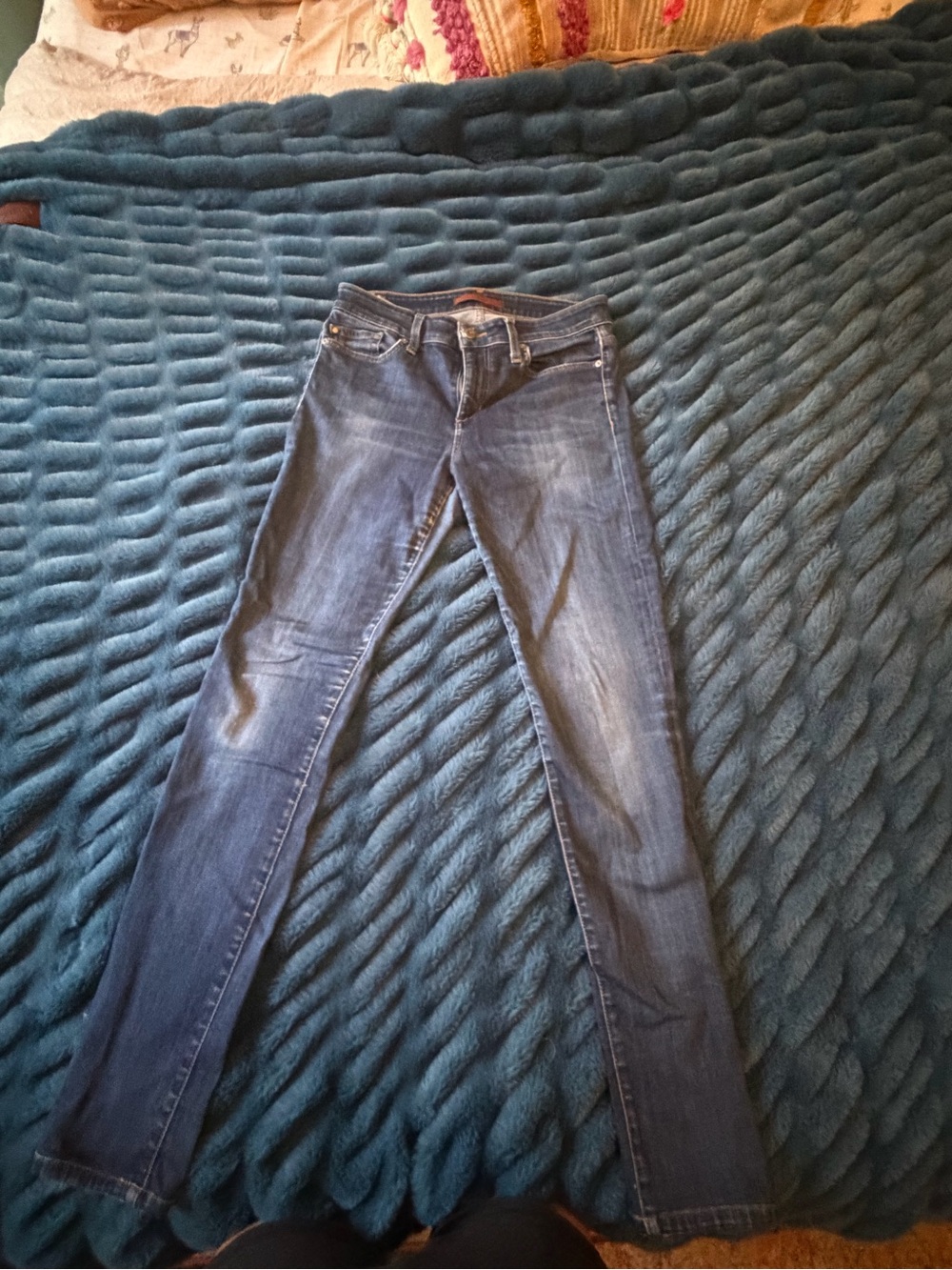 Joe's Jeans Dark Indigo Skinny Jeans size 28